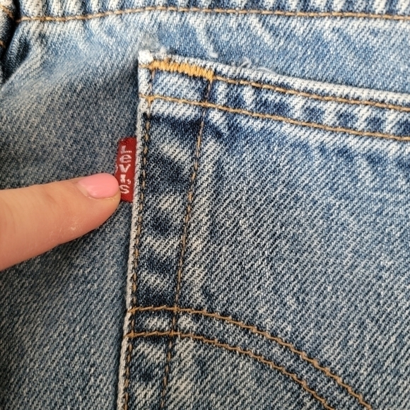 VINTAGE Levi's 550 Jeans - Picture 4 of 6